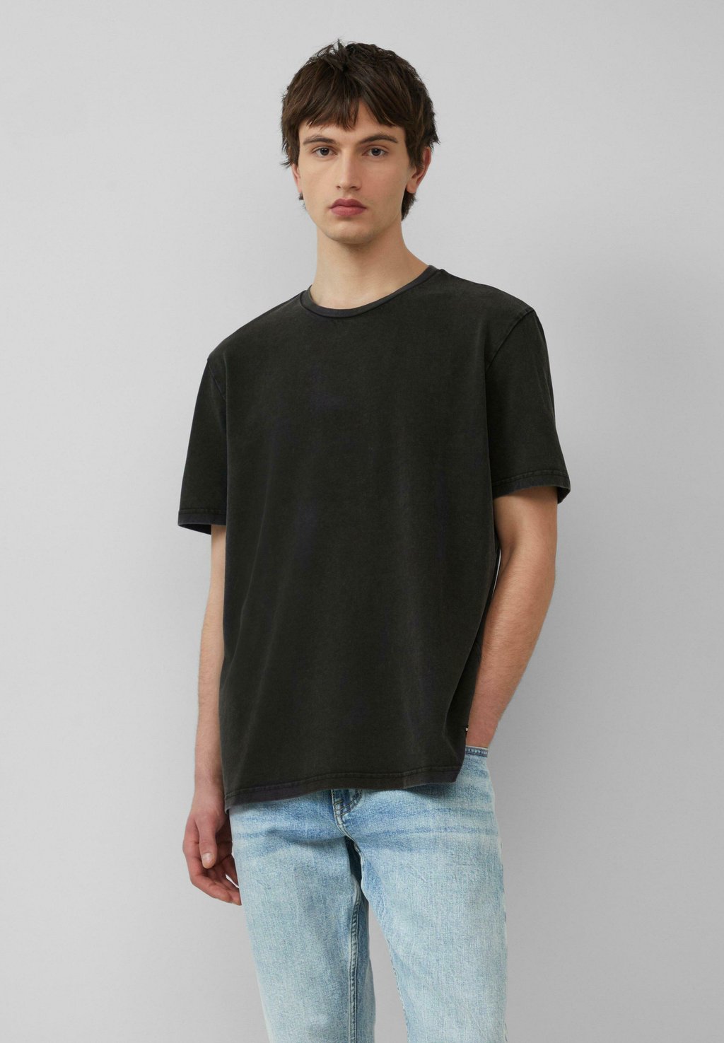 Базовая футболка GEWASCHENES AUS WEICHEM QS, черный
Базовая футболка GEWASCHENES AUS WEICHEM QS, черный