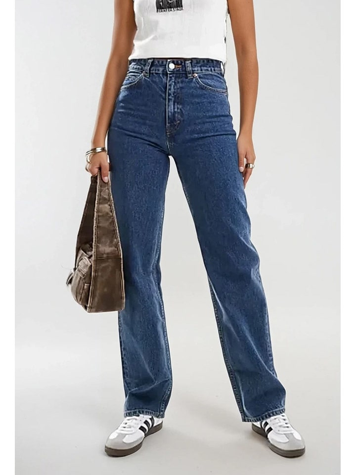 Джинсы - стандартный крой - синего цвета Monki
Джинсы - стандартный крой - синего цвета Monki