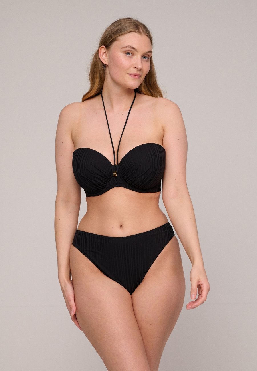 Топ бикини PrimaDonna SWIM KIRUNA PADDED STRAPLESS, Black
Топ бикини PrimaDonna SWIM KIRUNA PADDED STRAPLESS, Black