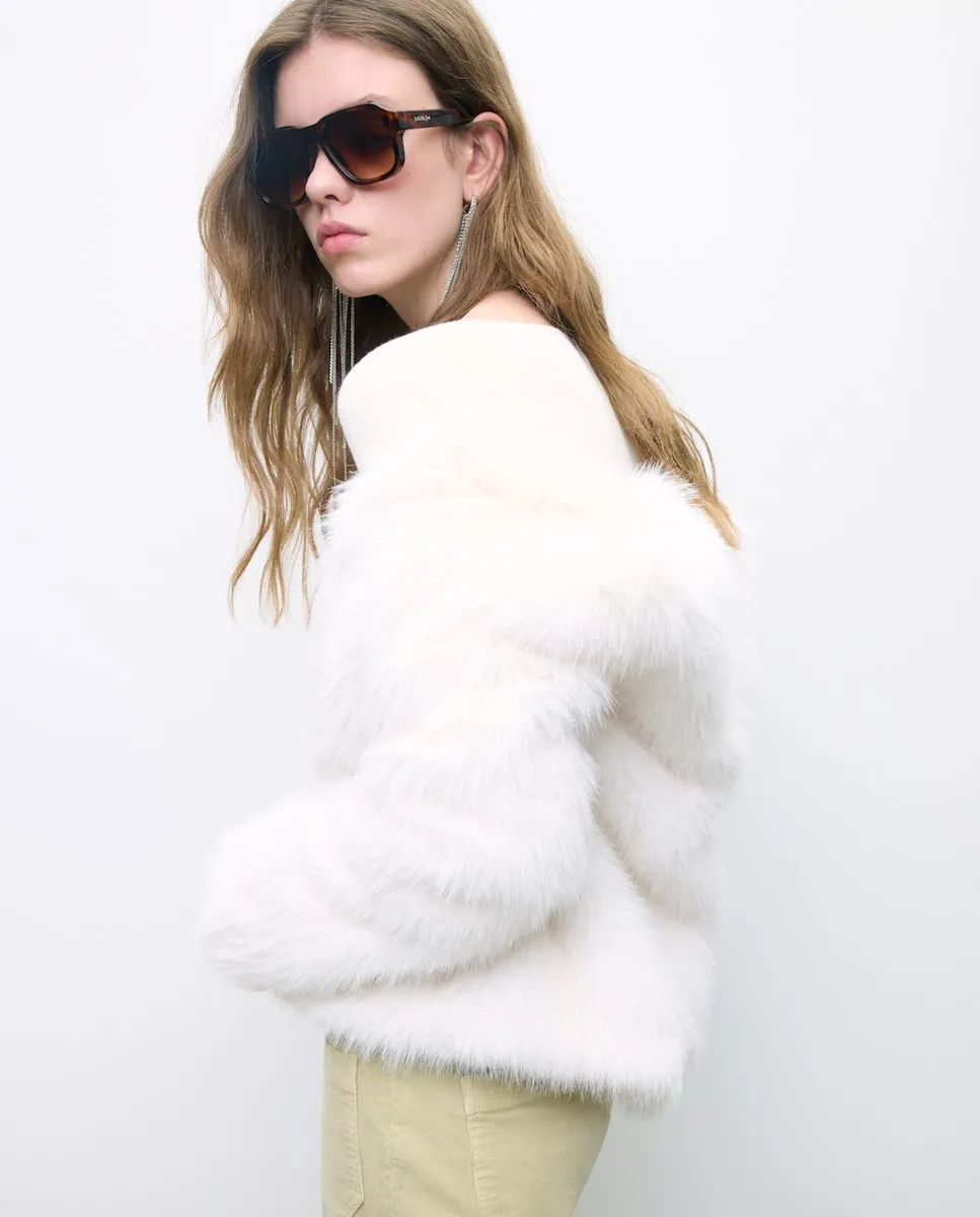 Женская куртка с коротким воротником Tintoretto, экрю
Женская куртка с коротким воротником Tintoretto, экрю