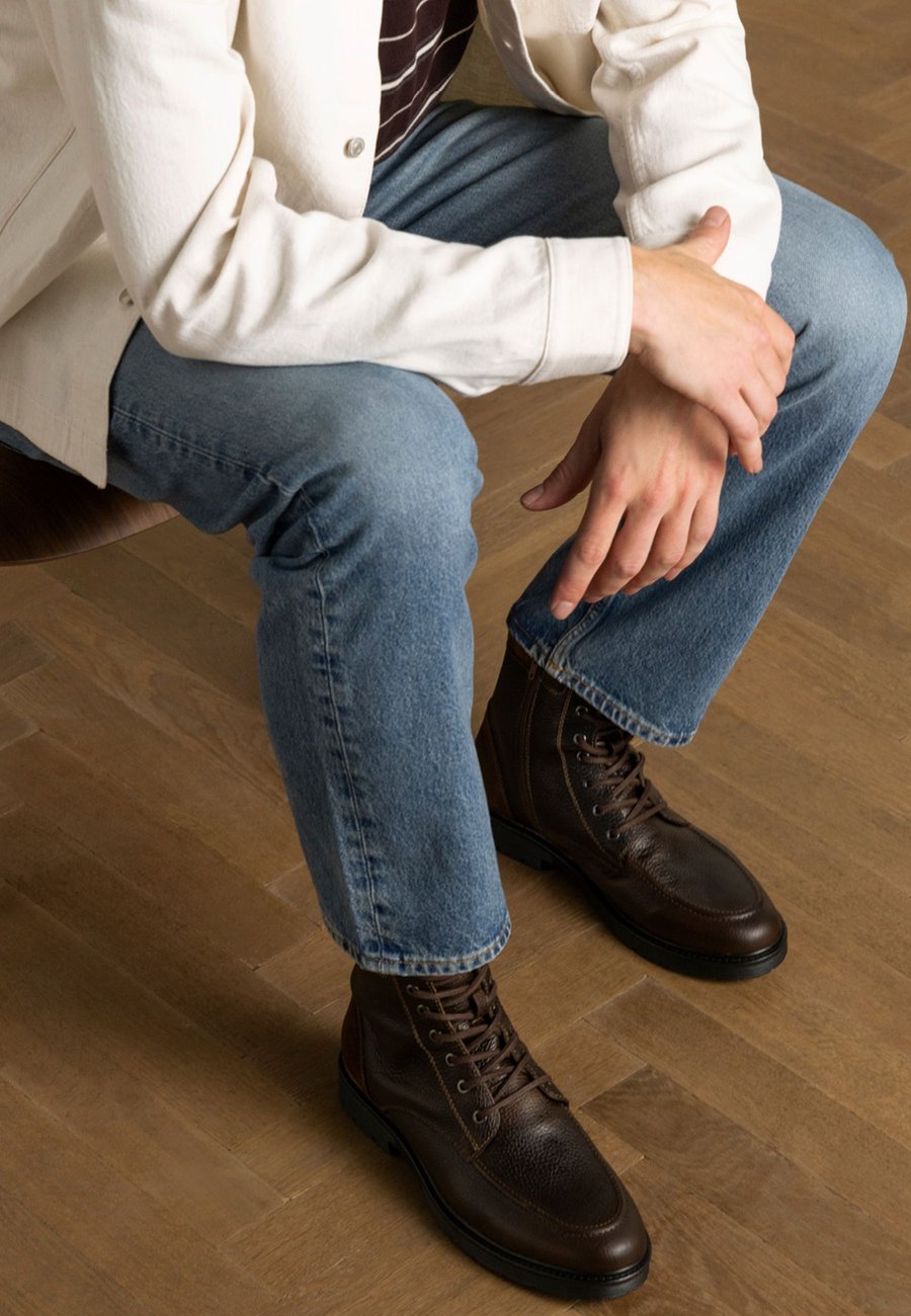 Ботинки Manfield Lace-up ankle boots, Taupe
Ботинки Manfield Lace-up ankle boots, Taupe