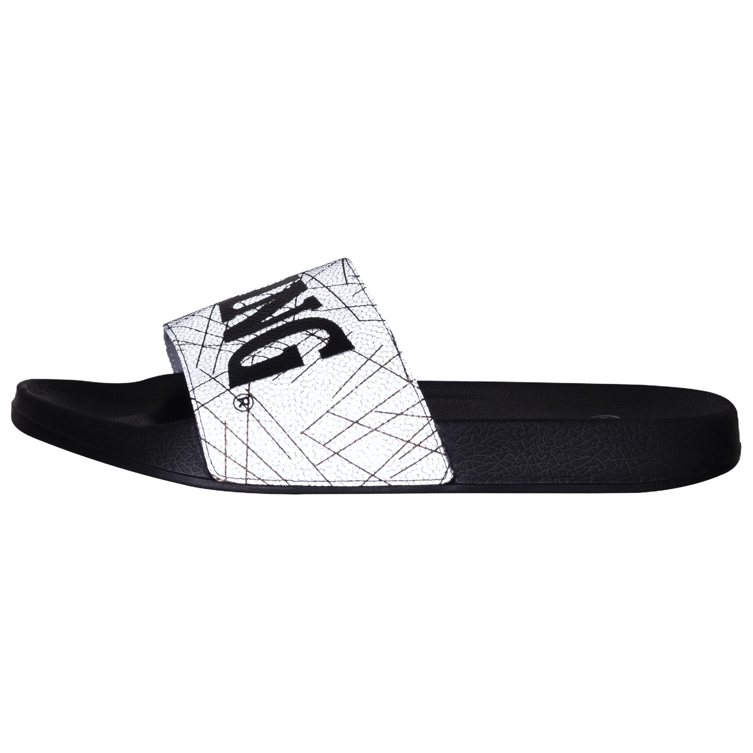 SPALDING Скользоустойчивые мужские шлепанцы EVA серые со светоотражающими элементами, цвет Gray (Reflective)
SPALDING Скользоустойчивые мужские шлепанцы EVA серые со светоотражающими элементами, цвет Gray (Reflective)