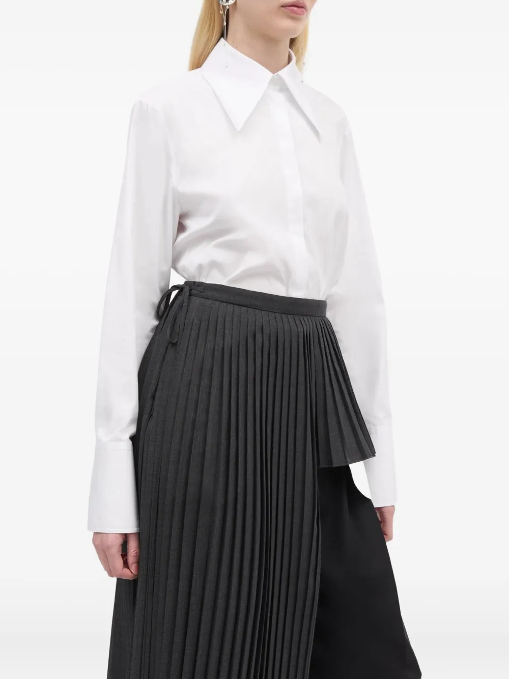 Хлопковая рубашка Mark Kenly Domino Tan, белый
Хлопковая рубашка Mark Kenly Domino Tan, белый