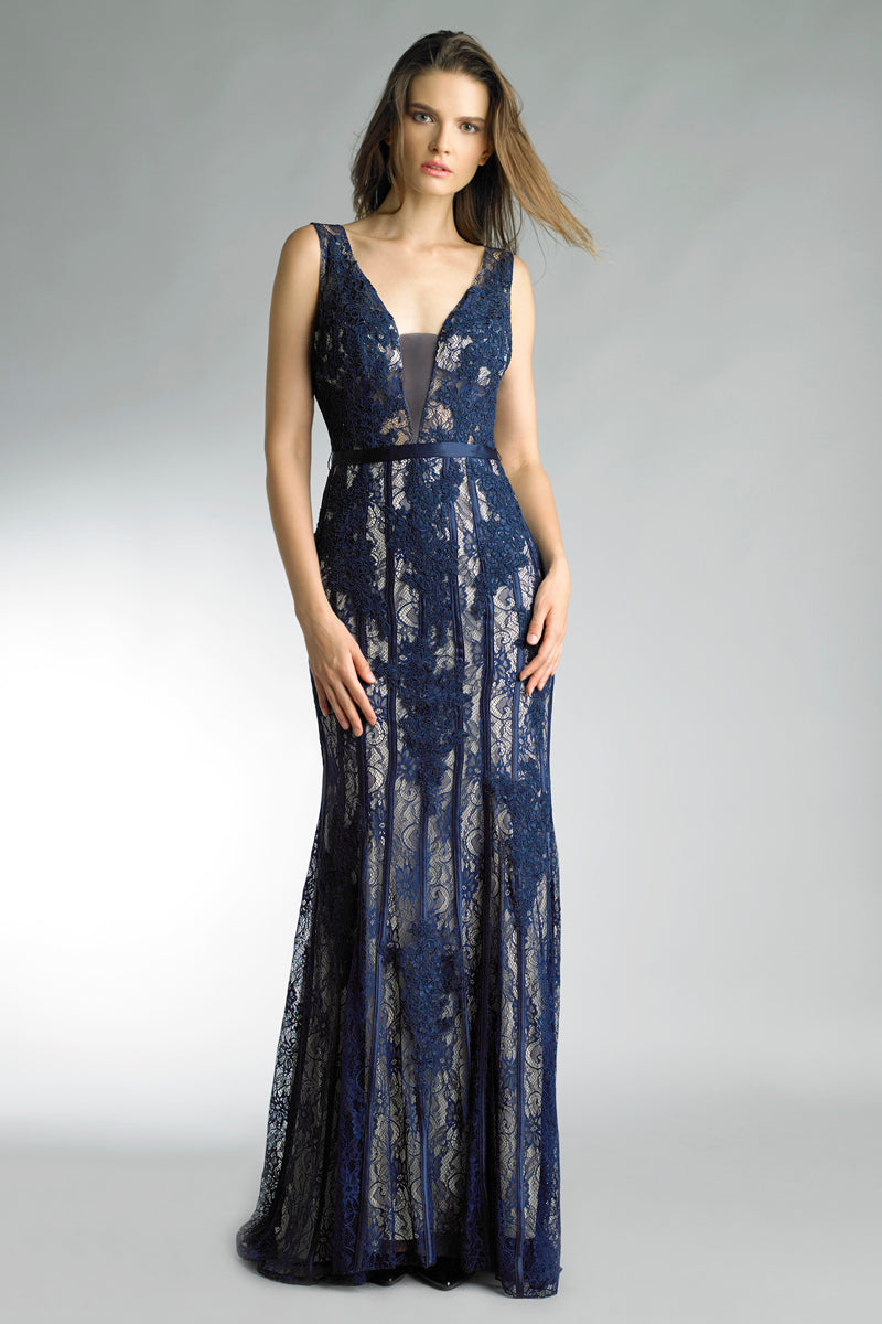 Вышитое вечернее платье с открытой спиной Basix Black Label, темно-синий
Вышитое вечернее платье с открытой спиной Basix Black Label, темно-синий