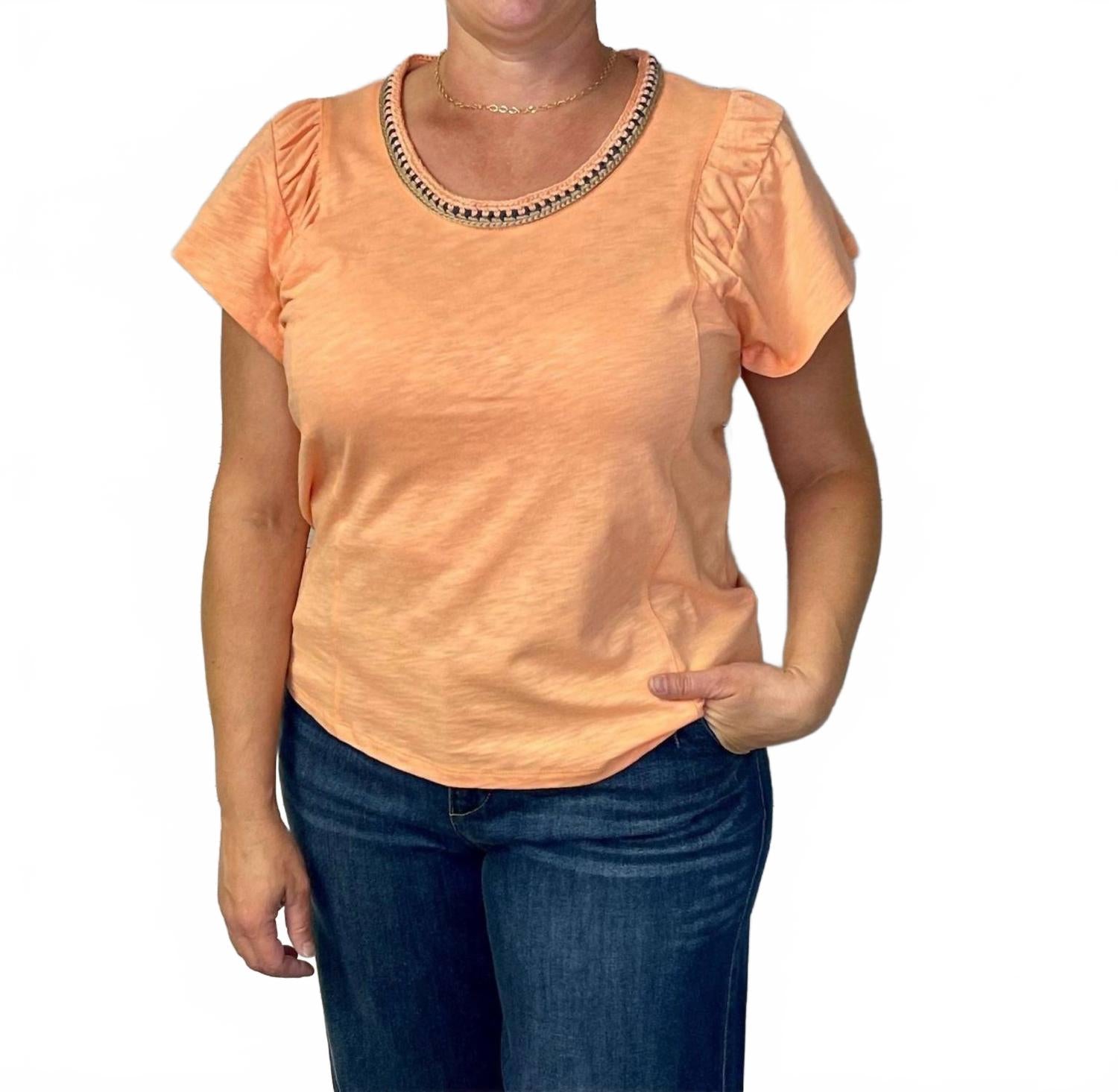 Женский вязаный топ с воротником-хомут в персиковом цвете Democracy
Женский вязаный топ с воротником-хомут в персиковом цвете Democracy