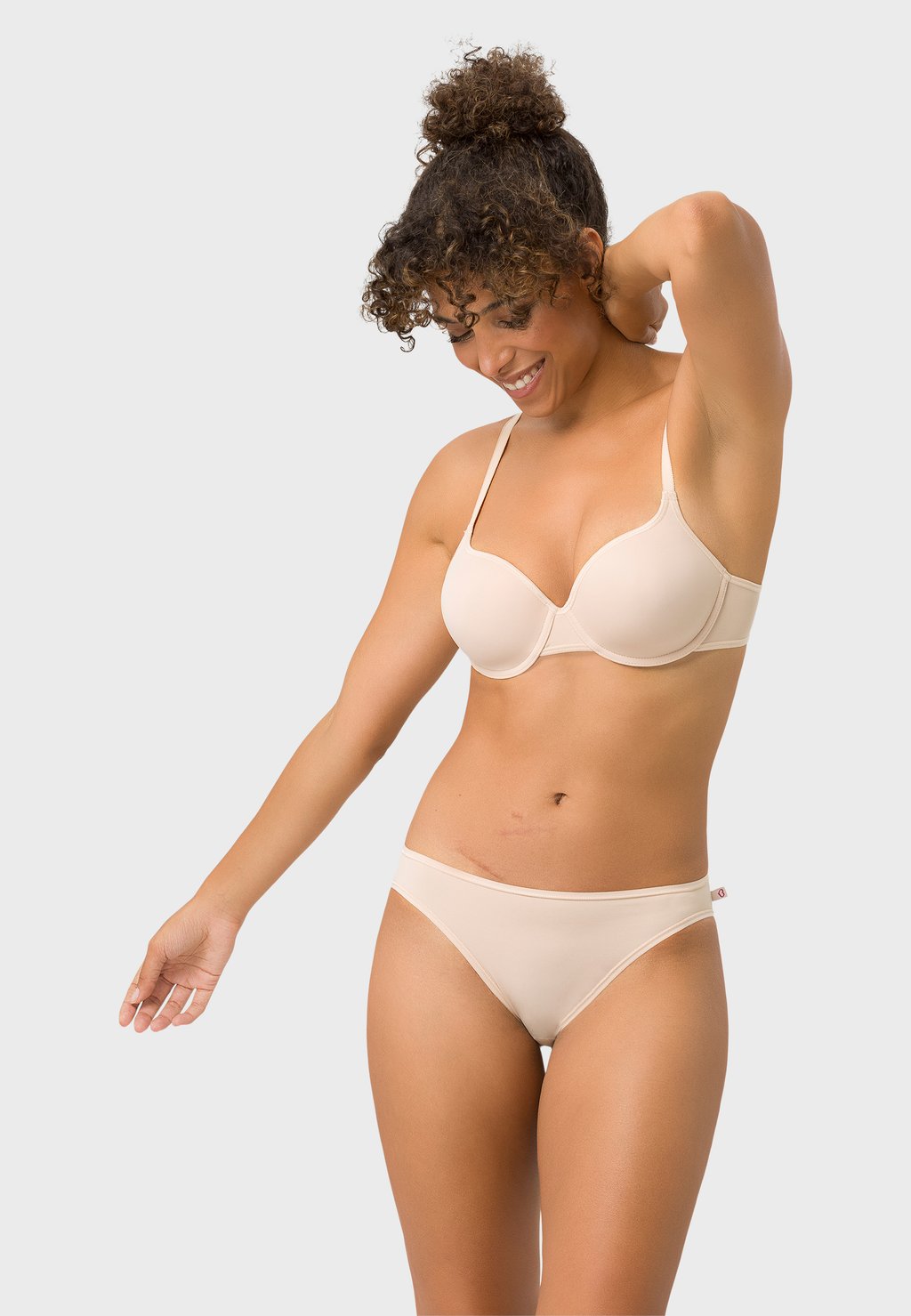 Трусы HÜFT STEPY SOFT TAI 5-ER PACK BeeDees, бежевый
Трусы HÜFT STEPY SOFT TAI 5-ER PACK BeeDees, бежевый