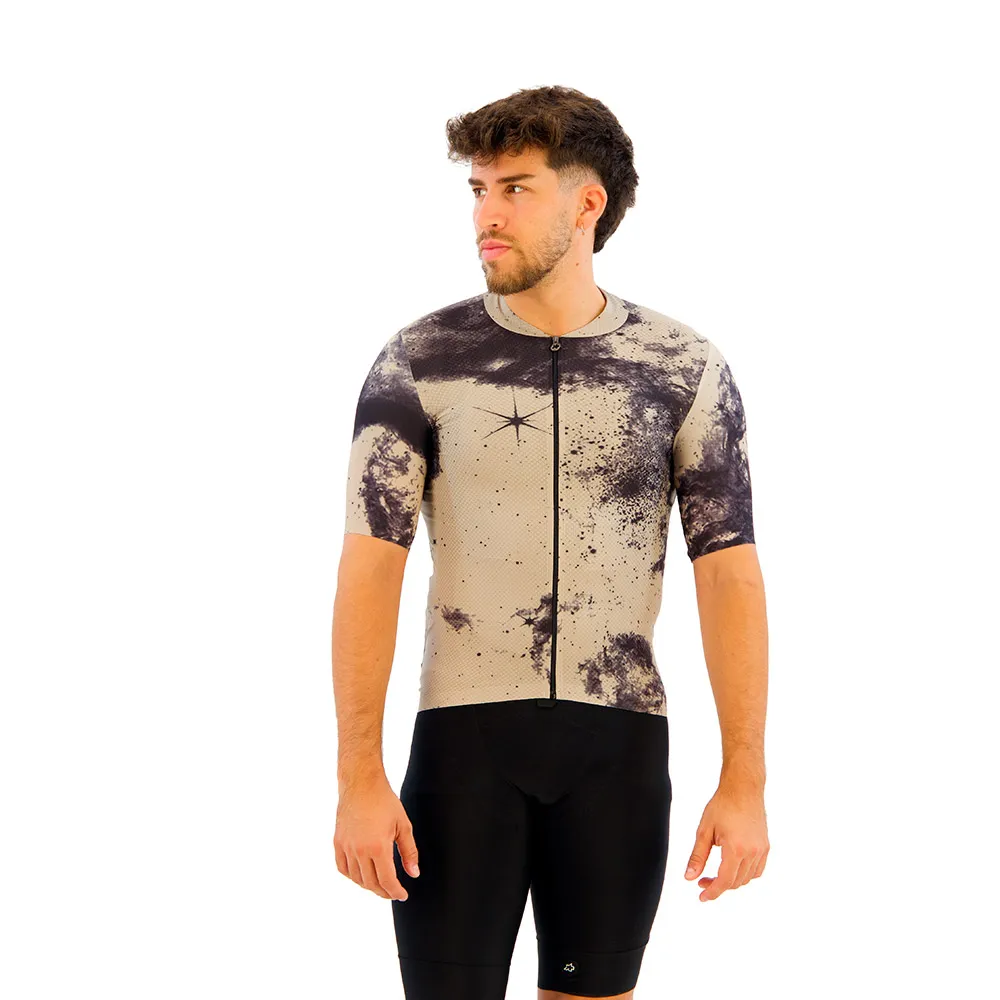 Джерси с коротким рукавом Assos Mille GT S11 SpaceT, серый
Джерси с коротким рукавом Assos Mille GT S11 SpaceT, серый