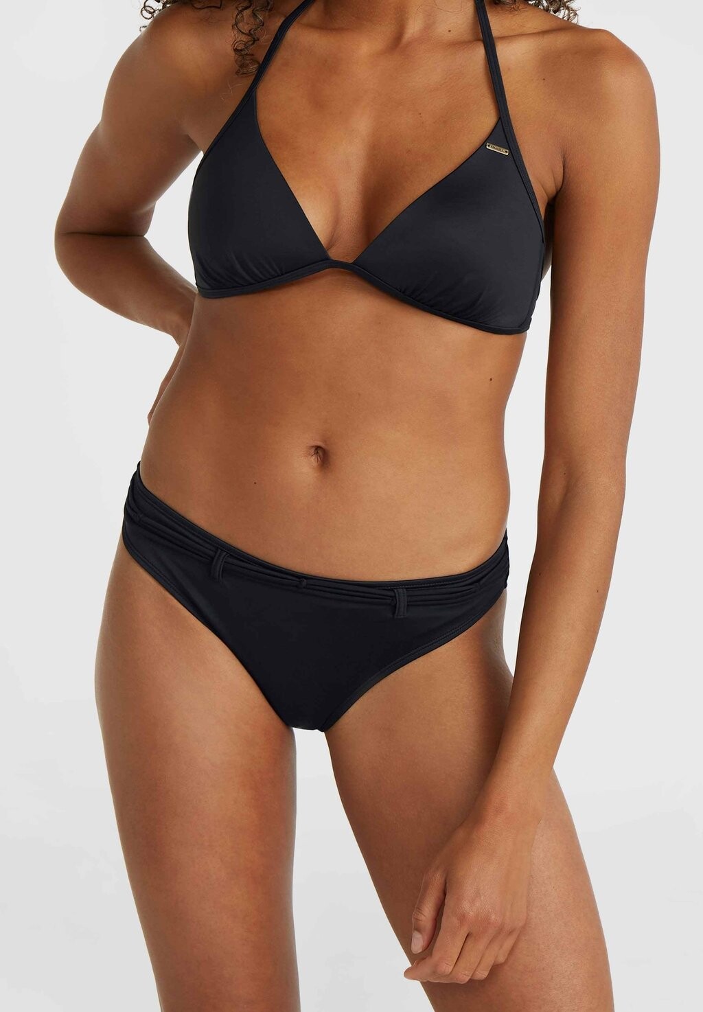 Плавки бикини CRUZ O'Neill, цвет black out
Плавки бикини CRUZ O'Neill, цвет black out