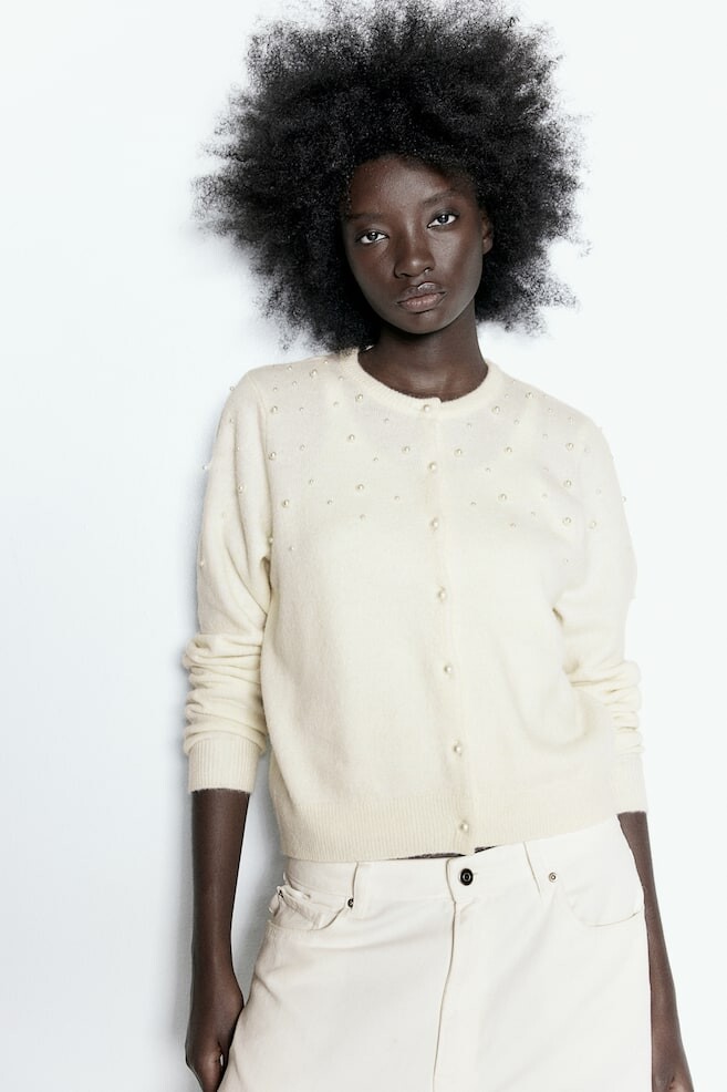 Кардиган с декором H&M, бежевый 
Кардиган с декором H&M, бежевый