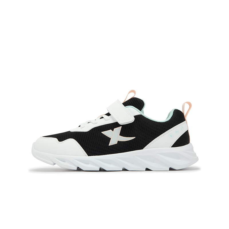 Кроссовки детские с низким верхом Shock Absorbers, черные/белые Xtep, для подростков
Кроссовки детские с низким верхом Shock Absorbers, черные/белые Xtep, для подростков