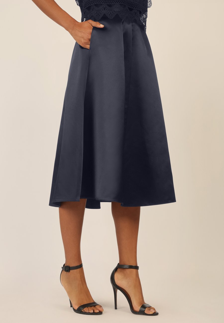Юбка Apart A-line skirt, Nachtblau/Dark Blue
Юбка Apart A-line skirt, Nachtblau/Dark Blue
