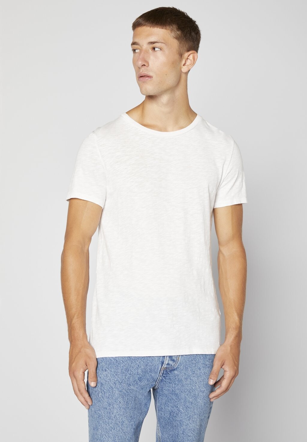 Футболка базовая BYSAPICK American Vintage, цвет blanc
Футболка базовая BYSAPICK American Vintage, цвет blanc