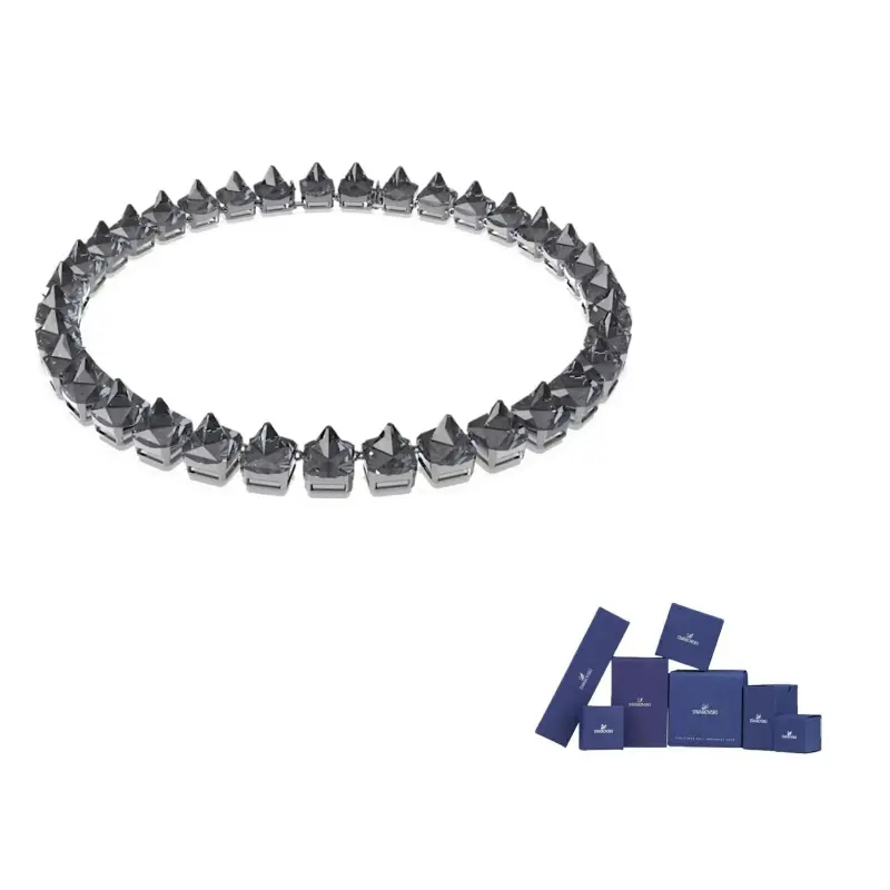 Орнаментированный кристаллами кулон Ortyx Swarovski
Орнаментированный кристаллами кулон Ortyx Swarovski