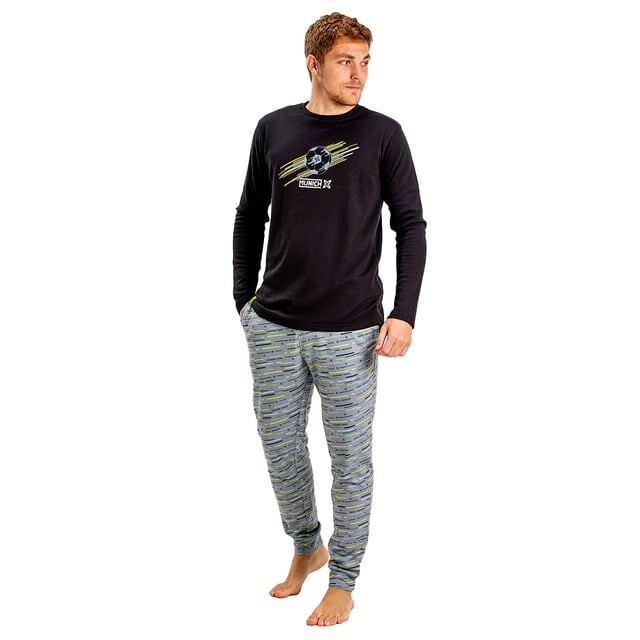 Пижама с длинными рукавами для зимы madp0451 Munich, черный
Пижама с длинными рукавами для зимы madp0451 Munich, черный