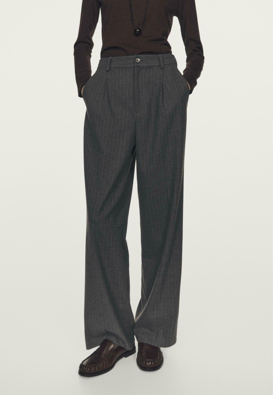 Брюки Massimo Dutti Trousers, Grey
Брюки Massimo Dutti Trousers, Grey