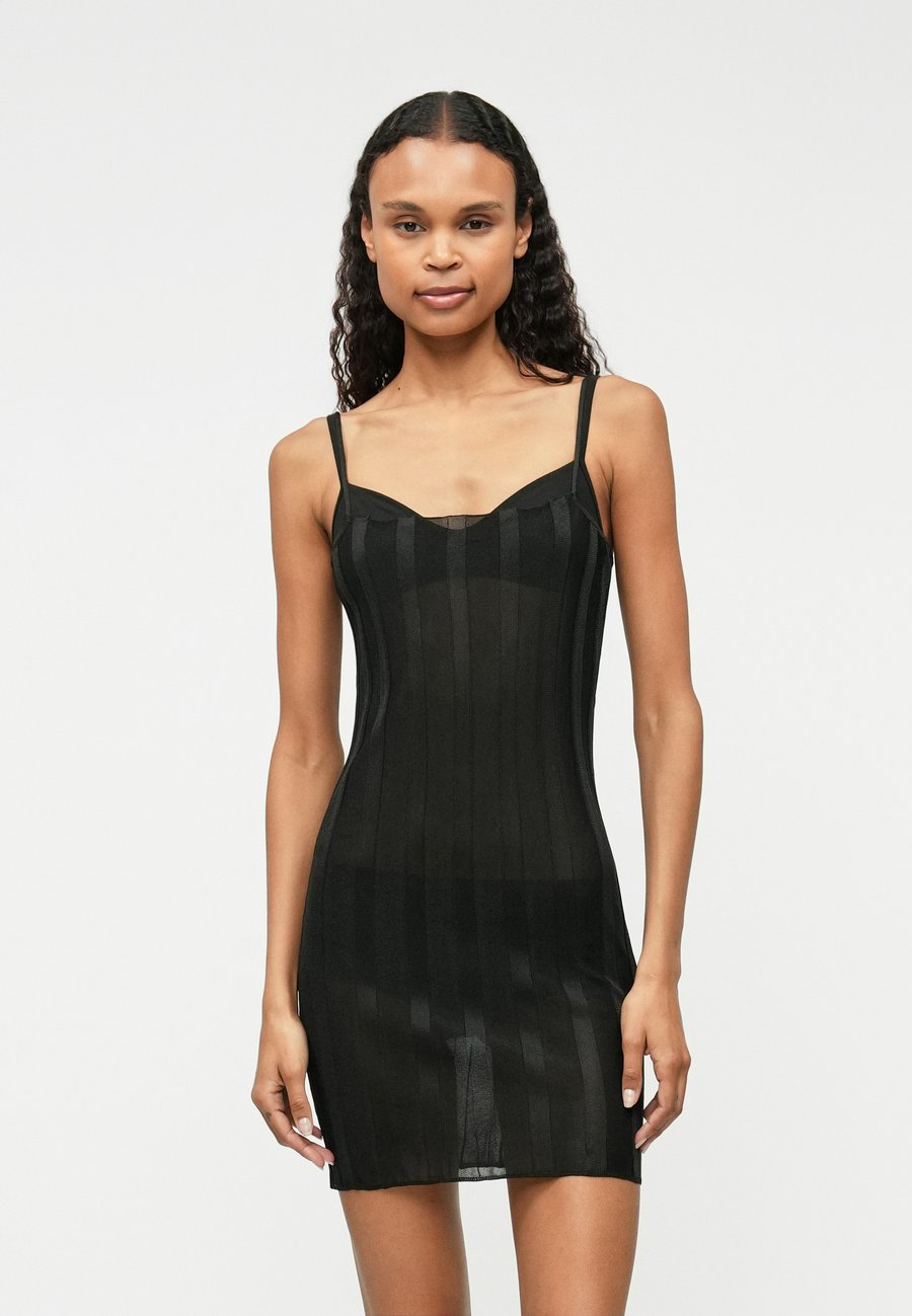 Платье A. Roege Hove ANAIS STRING DRESS, Black
Платье A. Roege Hove ANAIS STRING DRESS, Black