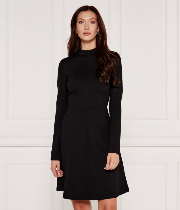 Платье женское Hugo Наргот облегающего кроя с вискозой, черный
Платье женское Hugo Наргот облегающего кроя с вискозой, черный