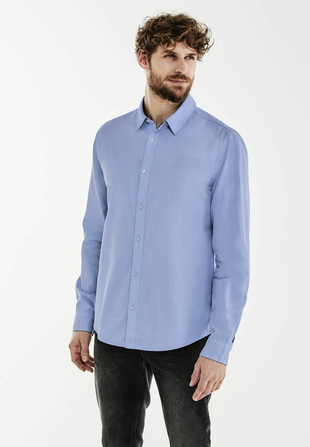 Рубашка OXFORD Street One MEN, цвет blau
Рубашка OXFORD Street One MEN, цвет blau