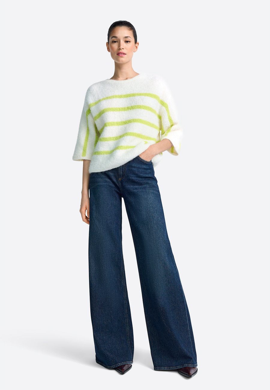 Джемпер Rich & Royal Jumper, Urban Lime/Light Green
Джемпер Rich & Royal Jumper, Urban Lime/Light Green