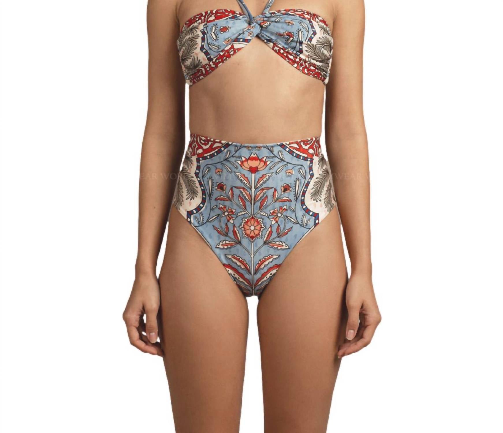 Купальник женский Encantadore, цвет pampa
Купальник женский Encantadore, цвет pampa