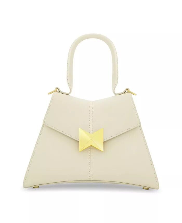 Маленькая кожаная сумка с угловатой ручкой сверху и золотистой фурнитурой Mac Duggal, бежевый
Маленькая кожаная сумка с угловатой ручкой сверху и золотистой фурнитурой Mac Duggal, бежевый