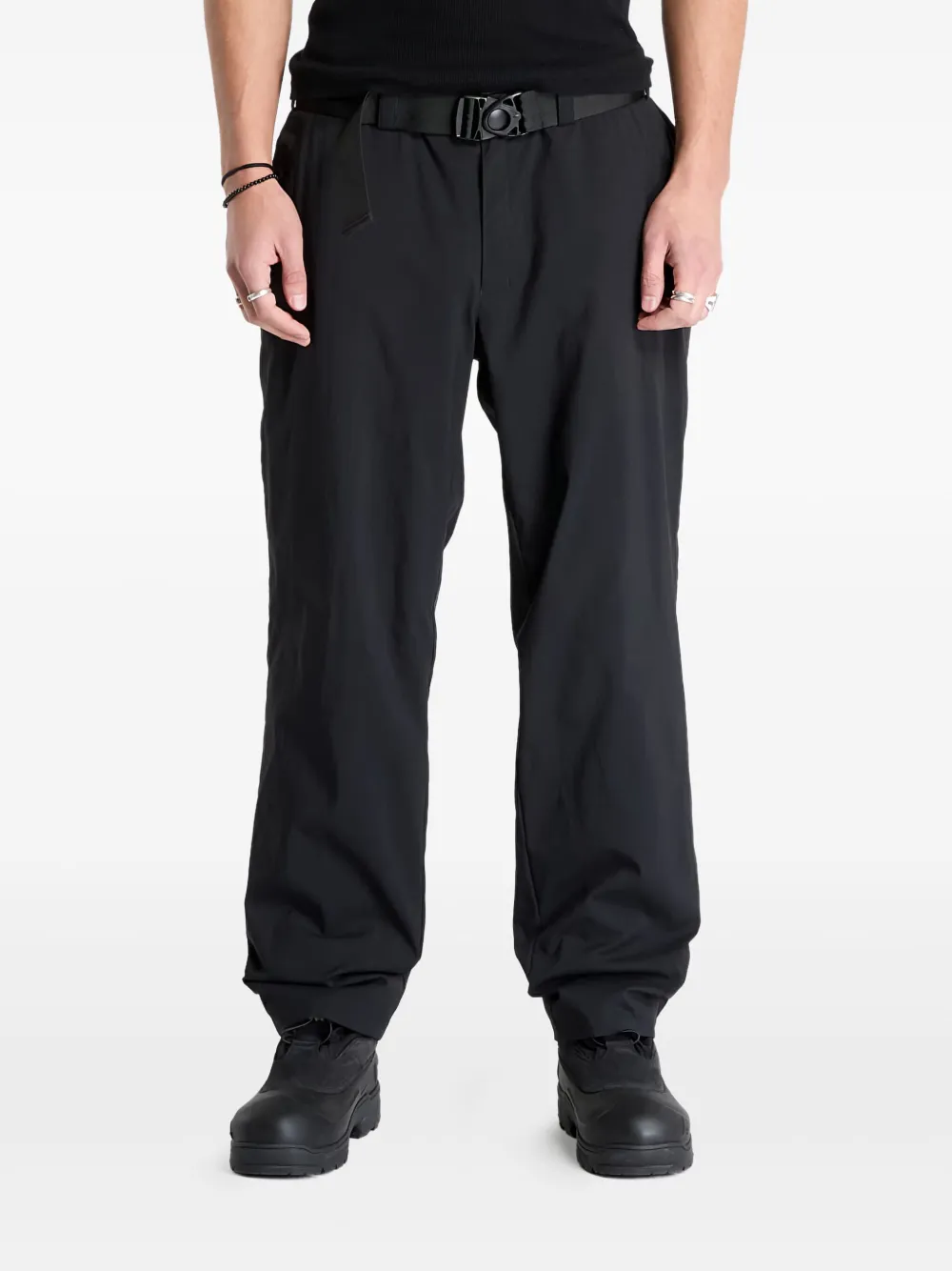 Брюки Monk Alpha Tilak, черный
Брюки Monk Alpha Tilak, черный