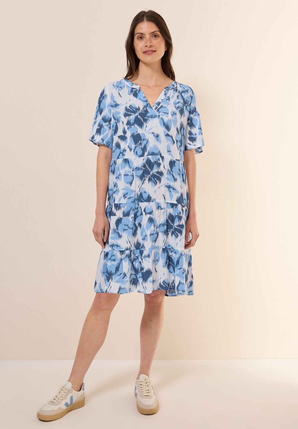 Повседневное платье GEMUSTERTES CREPE Cecil, кремовый
Повседневное платье GEMUSTERTES CREPE Cecil, кремовый