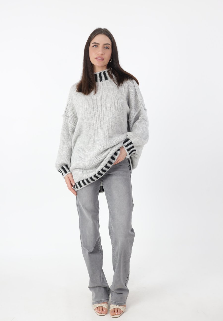Джемпер Elara Jumper, Grau/Grey
Джемпер Elara Jumper, Grau/Grey