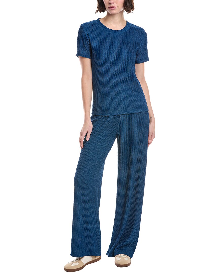 Комплект MARION из 2 предметов: рубашка и брюки из жатой ткани, синий
Комплект MARION из 2 предметов: рубашка и брюки из жатой ткани, синий