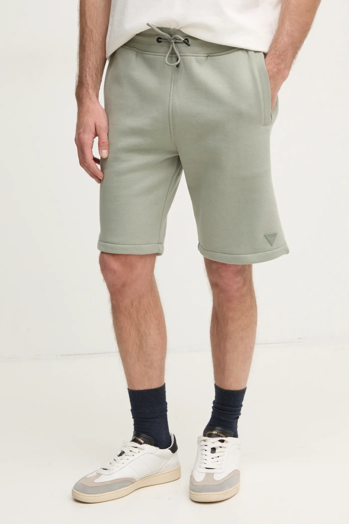 АЛДВИН шорты Guess, зеленый
АЛДВИН шорты Guess, зеленый