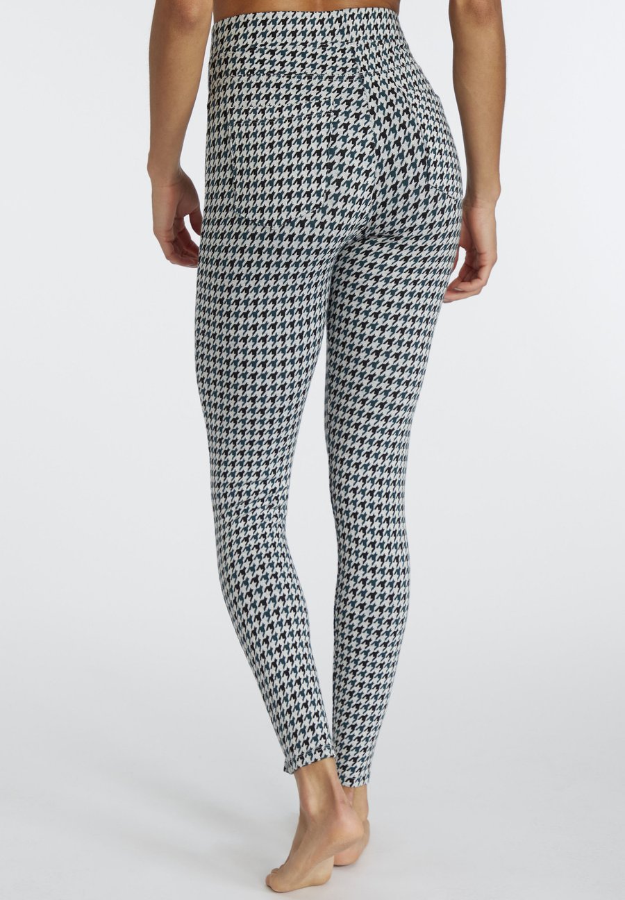 Брюки LASCANA Leggings, Weiß Schwarz Grün Gemustert/White
Брюки LASCANA Leggings, Weiß Schwarz Grün Gemustert/White