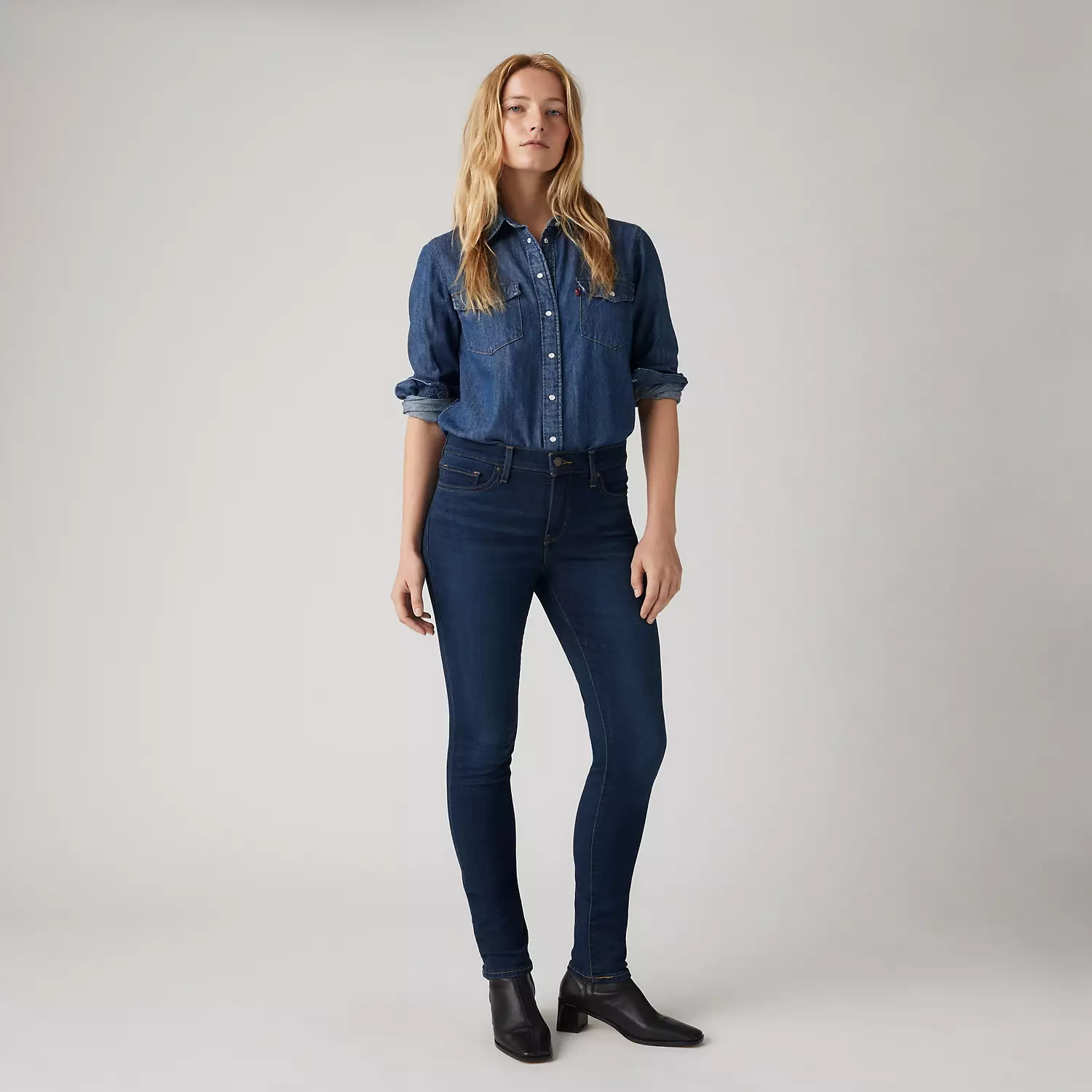 Джинсы женские Levi's, кобальтовый
Джинсы женские Levi's, кобальтовый