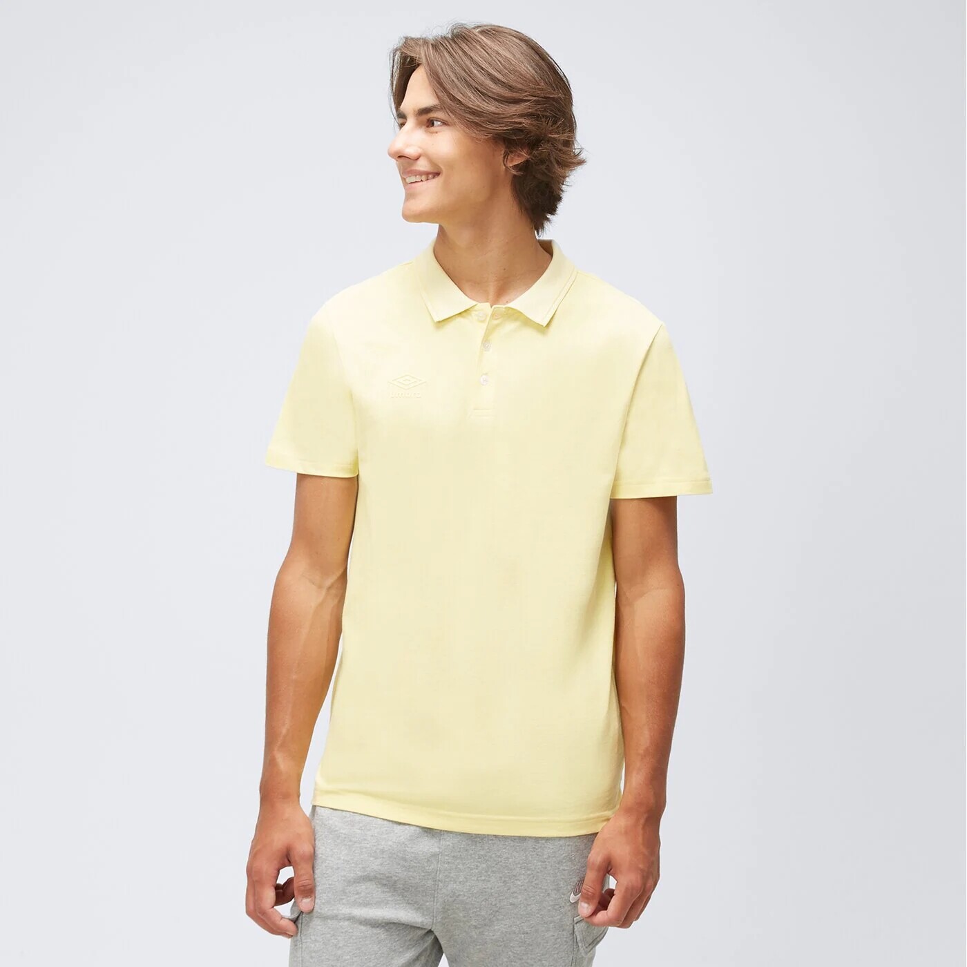 Футболка-поло Umbro Follie, золотой
Футболка-поло Umbro Follie, золотой