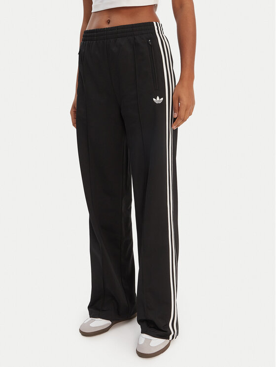 Спортивные брюки loose fit Firebird KD7976 Adidas, черный
Спортивные брюки loose fit Firebird KD7976 Adidas, черный