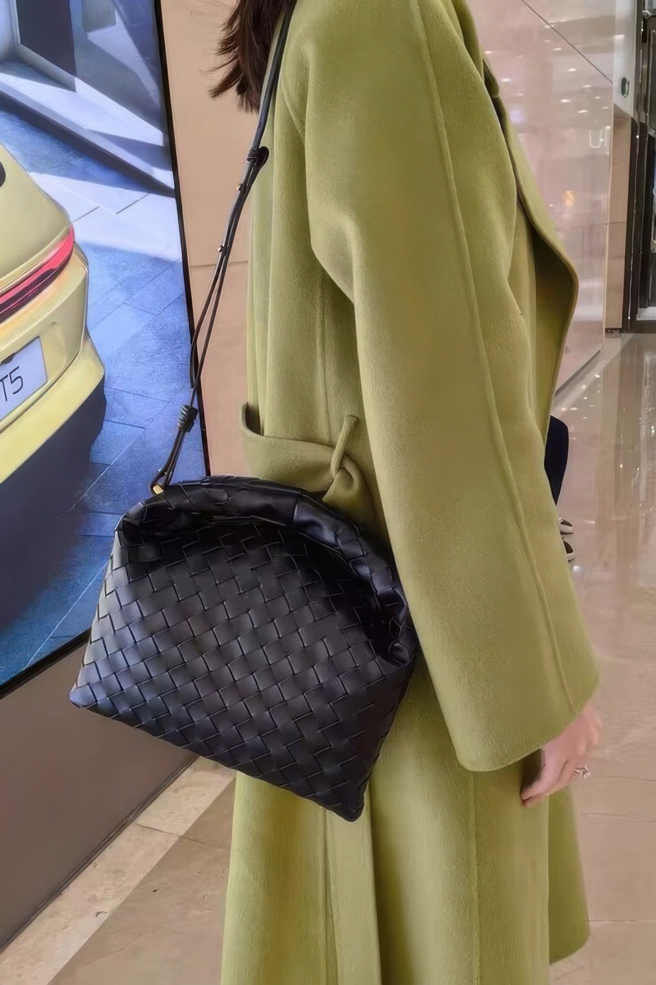 Элегантный плетеный клатч FASHNZFAB, черный
Элегантный плетеный клатч FASHNZFAB, черный