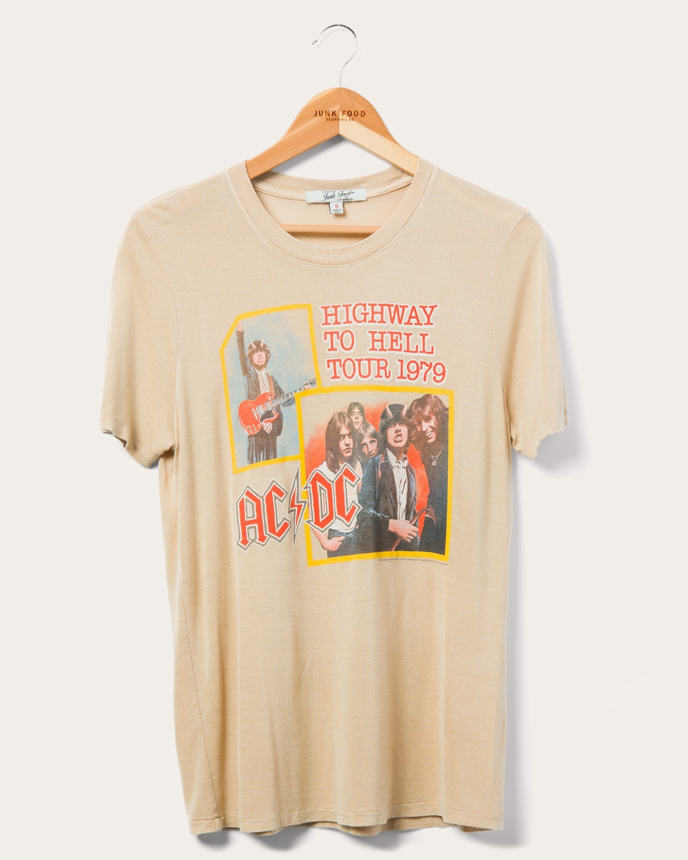 Женская футболка AC/DC Highway to Hell Vintage Tissue Junk Food Clothing, коричневый
Женская футболка AC/DC Highway to Hell Vintage Tissue Junk Food Clothing, коричневый