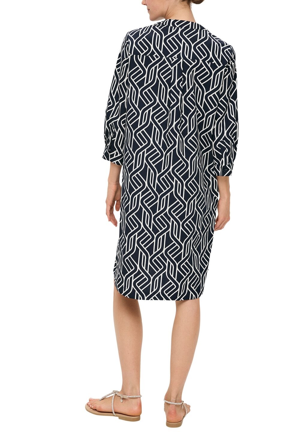 Дневное платье MIT ABGERUNDETEM s.Oliver BLACK LABEL, темно-синий
Дневное платье MIT ABGERUNDETEM s.Oliver BLACK LABEL, темно-синий