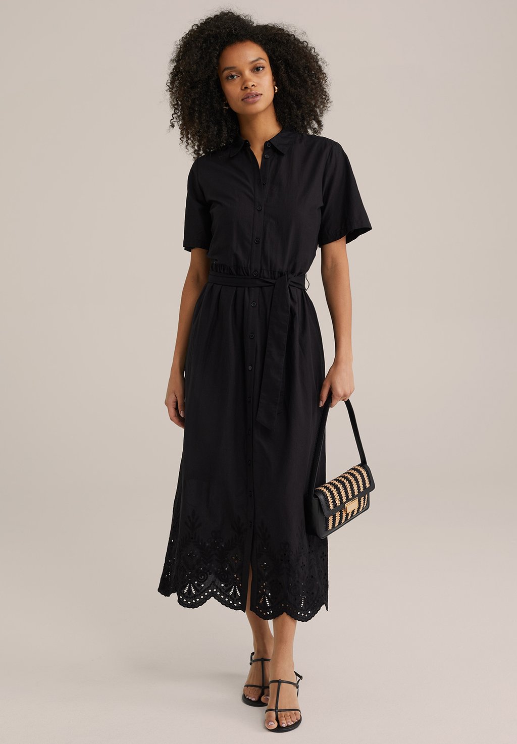 Платье-рубашка WE Fashion, черный
Платье-рубашка WE Fashion, черный