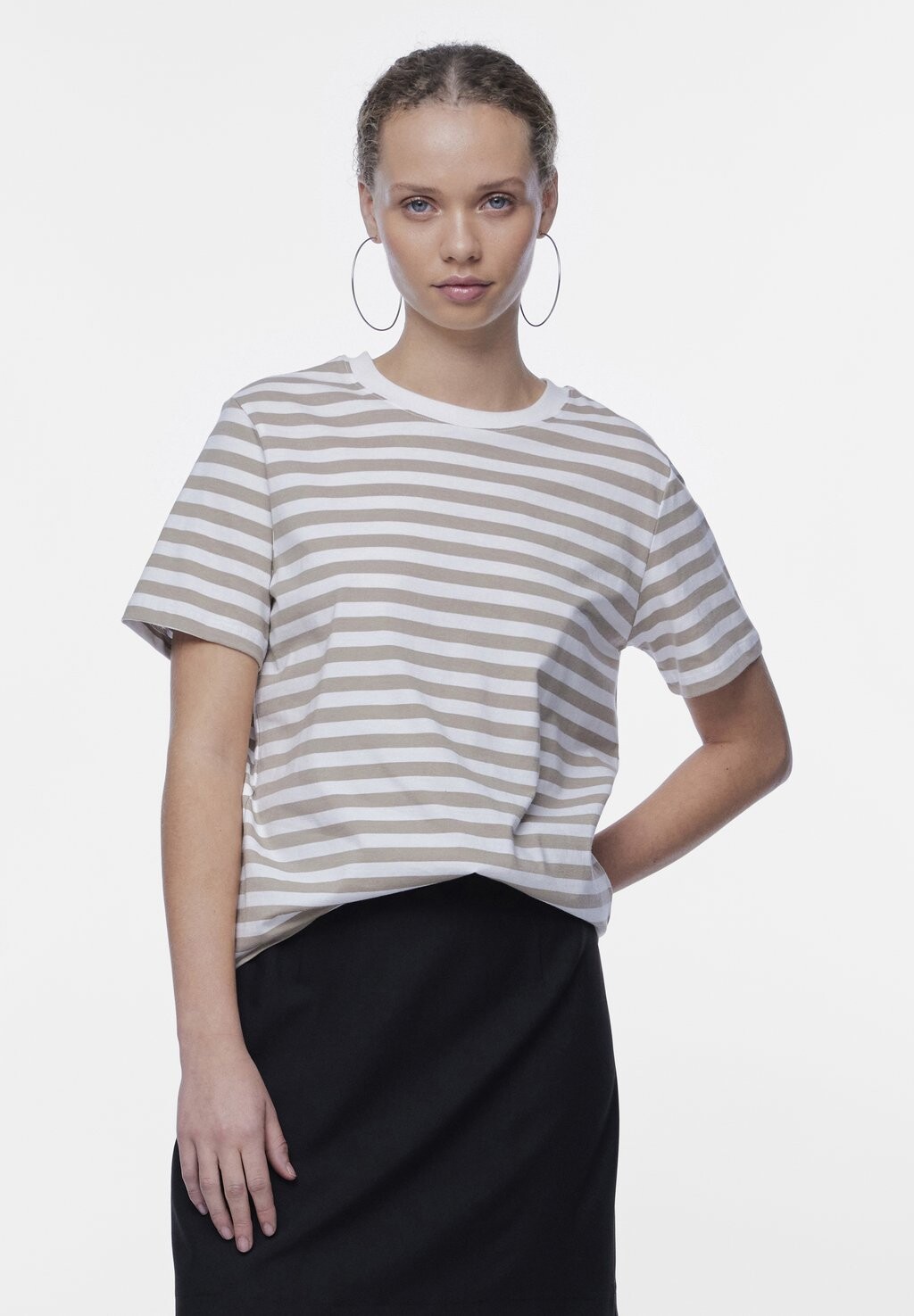 Футболка с принтом PCRIA TEE STRIPES Pieces, бежевый
Футболка с принтом PCRIA TEE STRIPES Pieces, бежевый