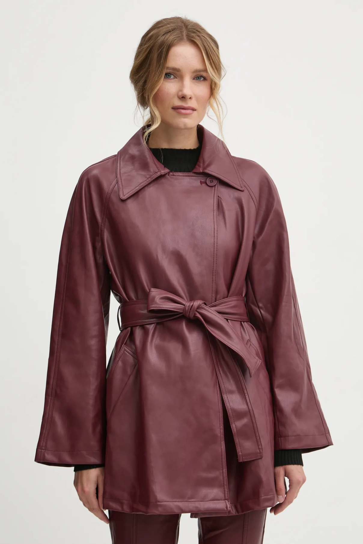 Плащ Answear Lab, красный
Плащ Answear Lab, красный