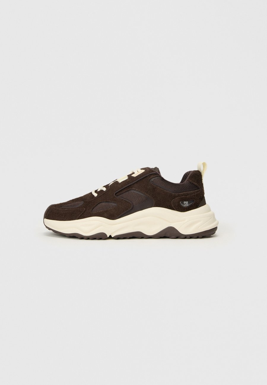 Кроссовки Steve Madden SERPENT H, Brown
Кроссовки Steve Madden SERPENT H, Brown