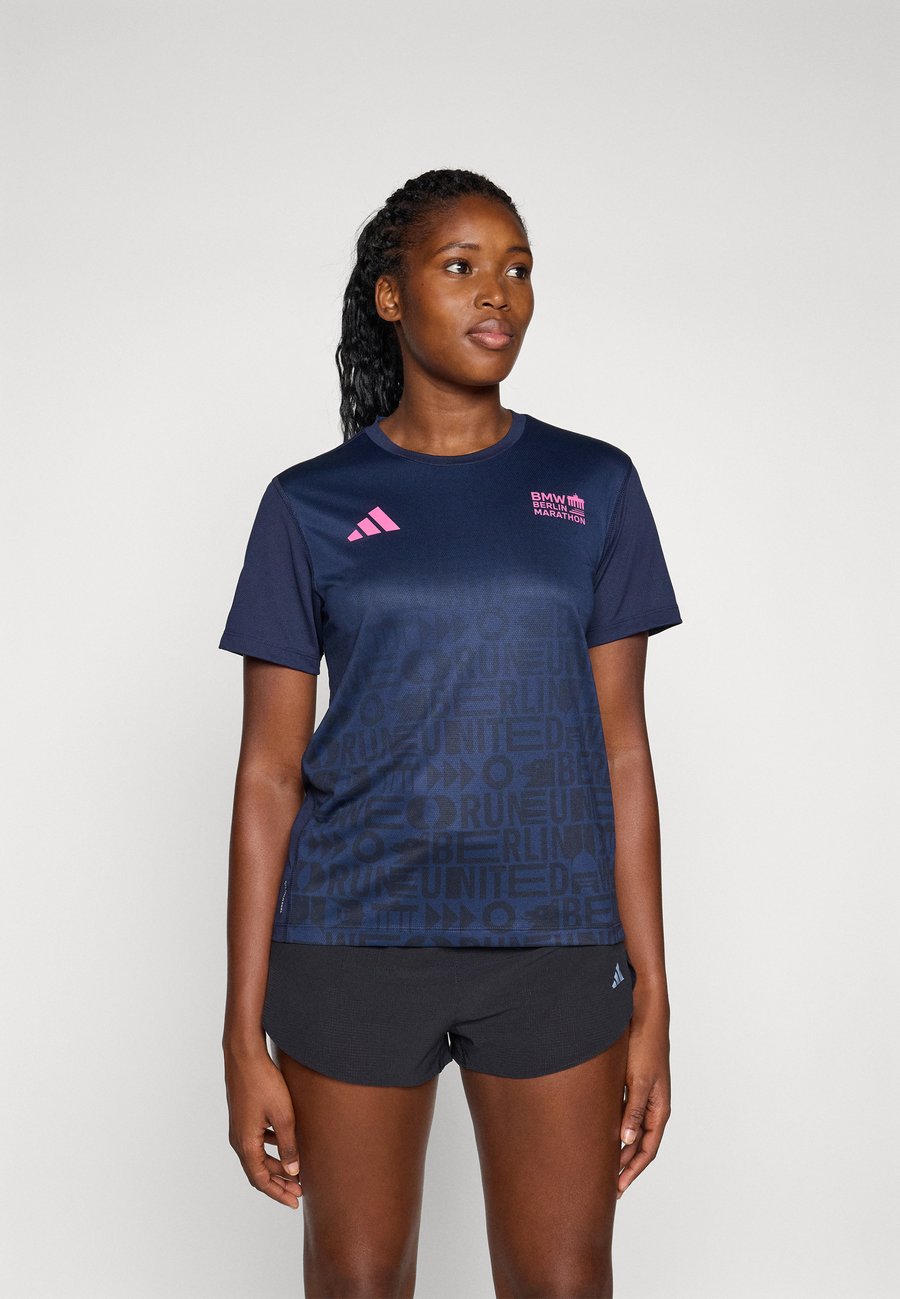 Футболка Adidas Performance BER25 AOP TEE, Collegiate Navy/Dark Blue, Синий, Футболка Adidas Performance BER25 AOP TEE, Collegiate Navy/Dark Blue
Футболка Adidas Performance BER25 AOP TEE, Collegiate Navy/Dark Blue, Синий, Футболка Adidas Performance BER25 AOP TEE, Collegiate Navy/Dark Blue