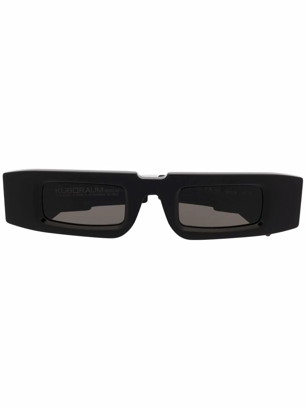 Солнцезащитные очки в прямоугольной оправе Kuboraum, черный
Солнцезащитные очки в прямоугольной оправе Kuboraum, черный