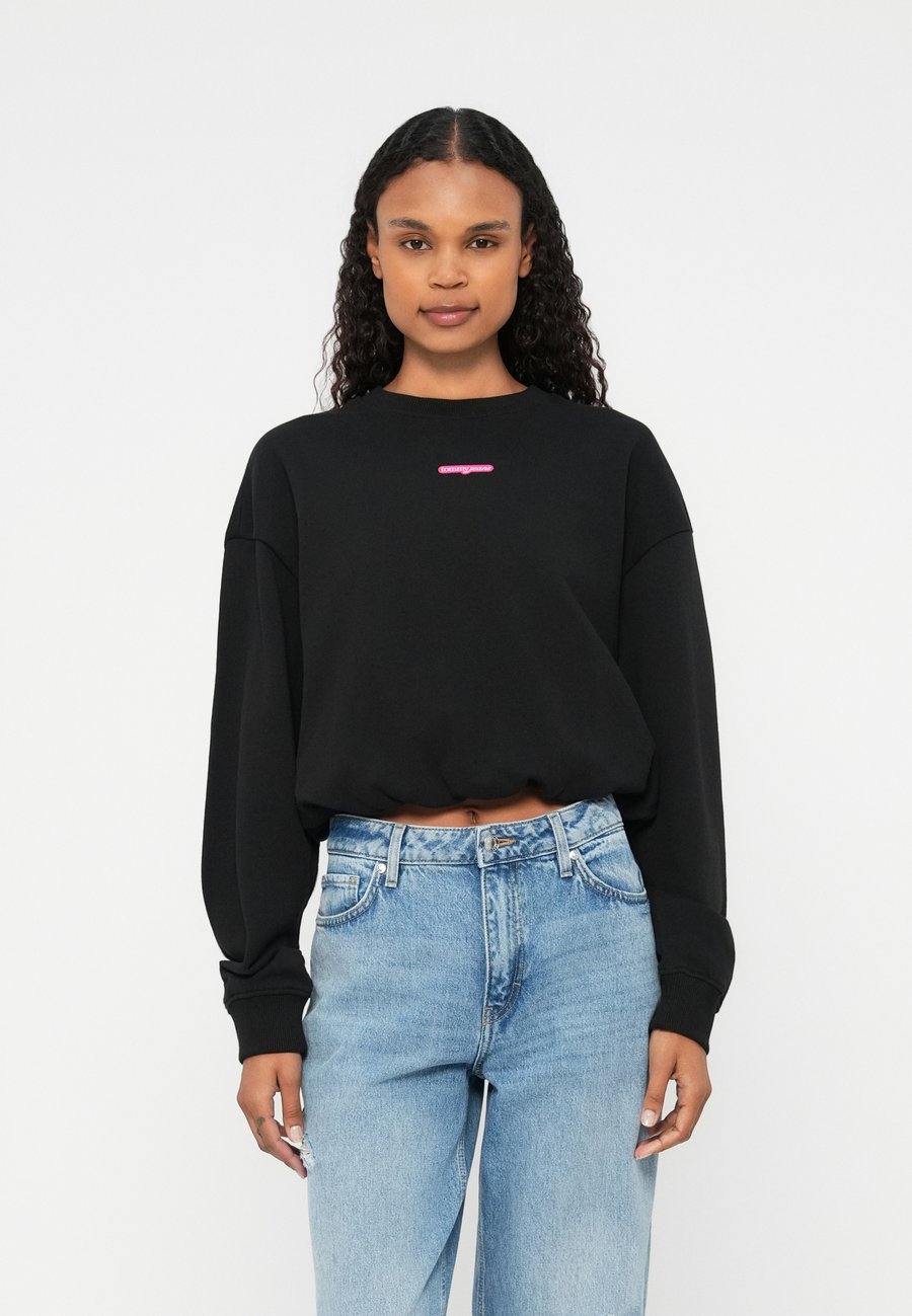 Толстовка Tommy Jeans Sweatshirt, Black, Черный, Толстовка Tommy Jeans Sweatshirt, Black
Толстовка Tommy Jeans Sweatshirt, Black, Черный, Толстовка Tommy Jeans Sweatshirt, Black