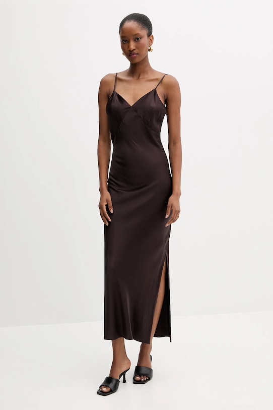 Платье MAPHANE Silvian Heach, коричневый
Платье MAPHANE Silvian Heach, коричневый