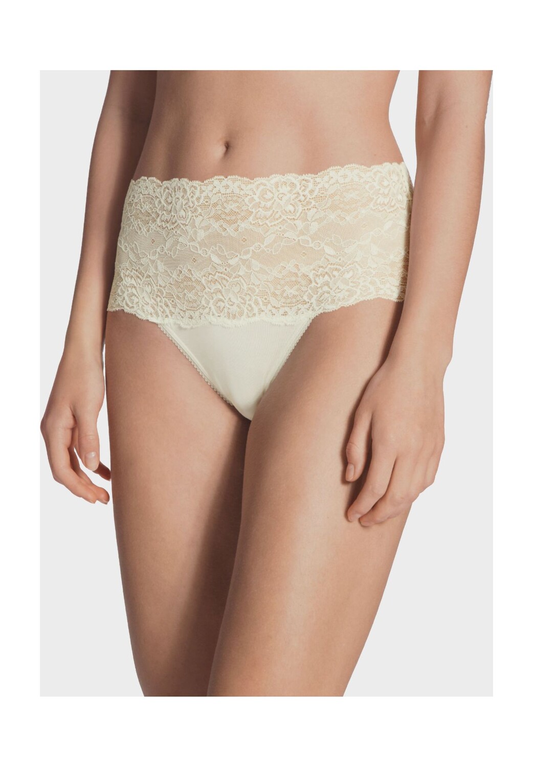 Трусы Sensual Secrets, кружевные, однотонные, женские CALIDA, цвет Alabaster
Трусы Sensual Secrets, кружевные, однотонные, женские CALIDA, цвет Alabaster