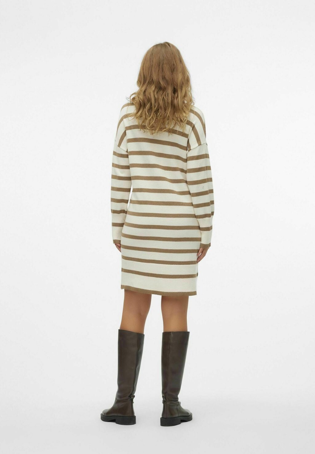 Платье-джемпер MAMALICIOUS, коричневый
Платье-джемпер MAMALICIOUS, коричневый