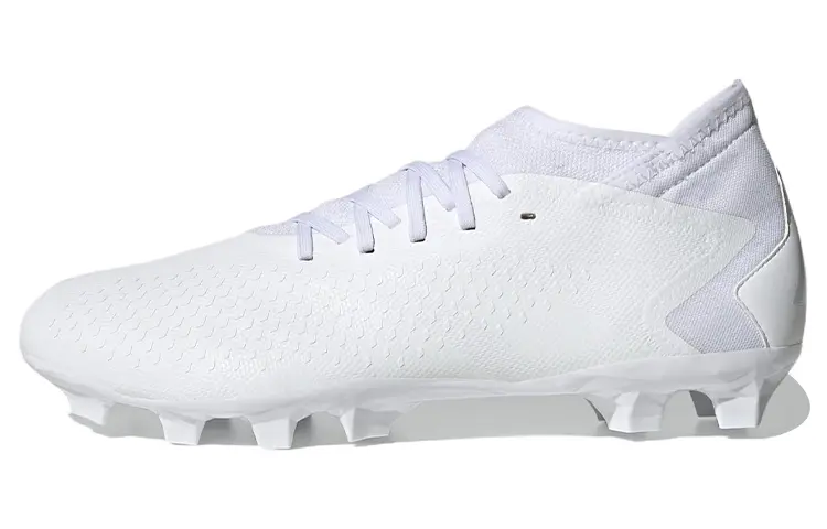 Мужские футбольные кроссовки Adidas Predator
Мужские футбольные кроссовки Adidas Predator