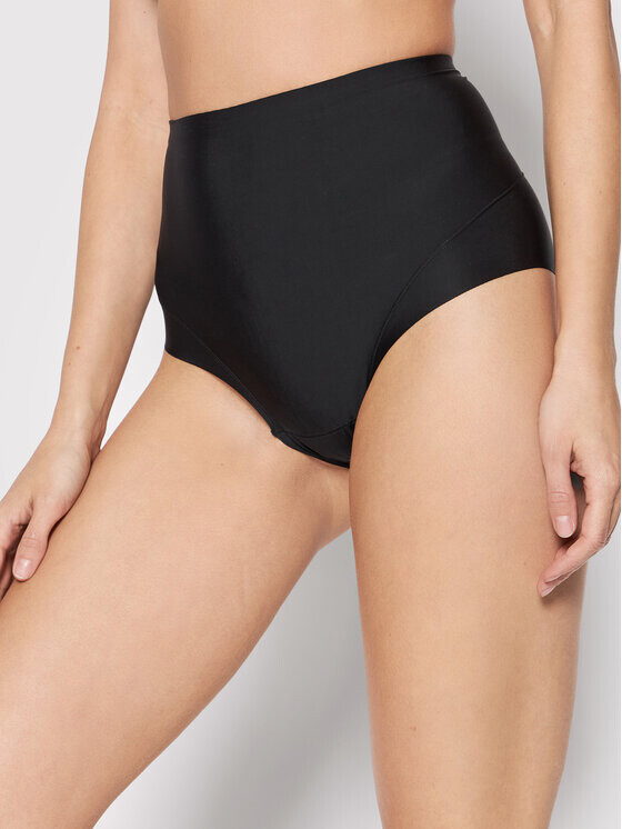 Классические женские трусы с завышенной талией Selmark, черный
Классические женские трусы с завышенной талией Selmark, черный