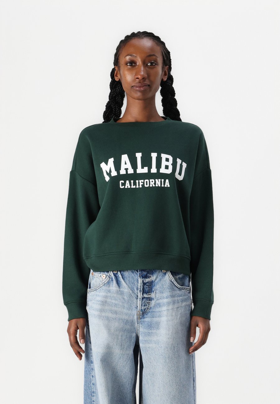 Толстовка ONLY ONL LIFE CREW STATE NOOS, Pine Grove /Dark Green
Толстовка ONLY ONL LIFE CREW STATE NOOS, Pine Grove /Dark Green